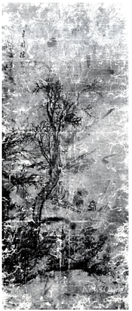 김홍도作 '동리채국도', 18세기후반, 지본담채, 113.8X48.0cm, 국립중앙박물관.