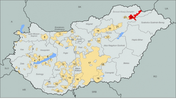 헝가리 와인 산지 지도 ; 오른쪽 위 붉은 색부분이 토카이 헤갸이야 지역, 그 위가 슬로바키아이고 오른쪽 아래가 루마이나이다.