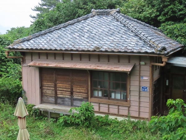 일본군 전등소 소장 사택(지심도길 31-85 건물)