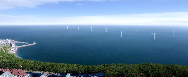 친환경 청정에너지를 생산하기 위해 부산 해운대구 청사포 인근에서 약 1500m 떨어져 추진되고 있는 40MW 규모의 해상풍력단지(조감도).