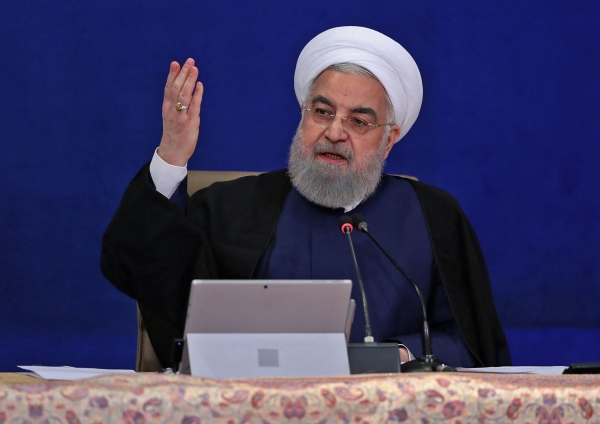 각료회의 참석한 로하니 이란 대통령[AFP=연합뉴스