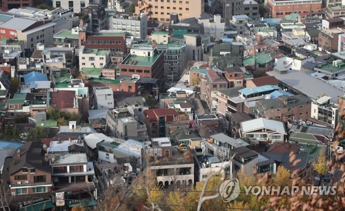 서울 남산에서 바라본 시내 주택가 모습. [연합뉴스]