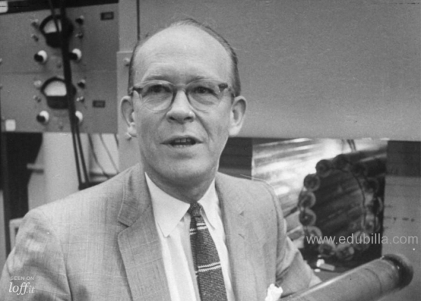 방사선을 이용한 방사성연대측정법을 처음으로 고안한 과학자는 미국의 물리학자 윌러드 리비다. 인류의 아주 오랜 과거에까지 다가갈 수 있는 타임머신의 창이 열렸다. 이 공로로 그는 1960년 노벨 화학상을 받았다. [사진=wikipedia]