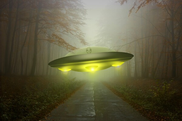 UFO는 과연 존재할까? 미국 항공우주국(NASA)이 처음으로 전담 패널을 만들어 미확인 비행물체(UFO) 실체 규명에 나섰다. [사진= 픽사베이]