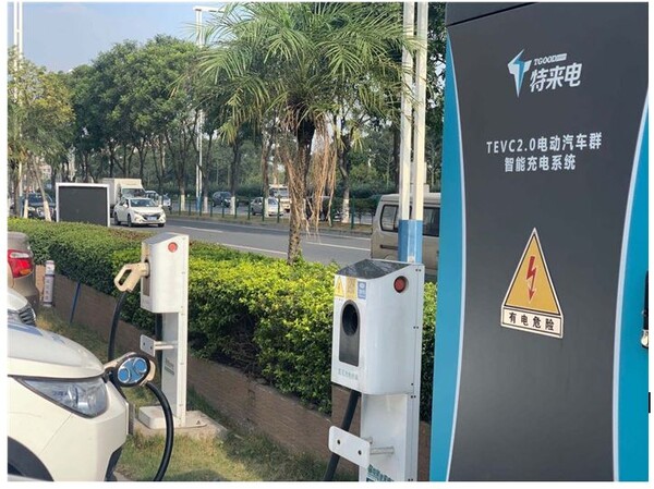 광둥(廣東)성 광저우(廣州)시의 한 터라이뎬 전기차 충전소. 광저우 이외의 전국 400여개 도시에서도 서비스가 진행되고 있다.[사진=징지르바오]