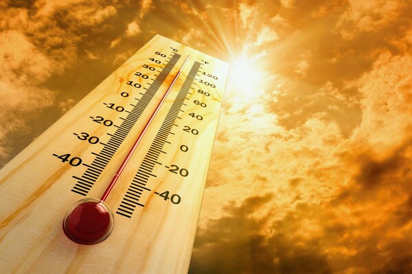 영국 기상청의 연간 지구 온도 예측에 따르면 2023년은 평균 기온이 산업화 이전 수준보다 섭씨 1.2도까지 올라  기록적으로 가장 더운 해가 될 것으로 보인다. [사진=어스닷컴]