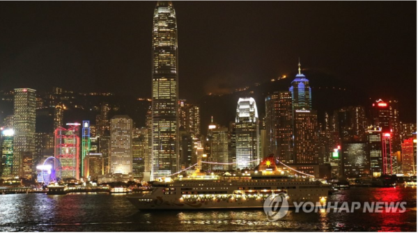 한때 세계 최대 국제 도시로 부상했던 홍콩은 세계로부터 고립되고 지난 3년간 베이징 궤도에 완전 진입했다. 그리고 홍콩의 재산은 이제 거의 중국 본토에 묶여 있다. [사진=연합뉴스]