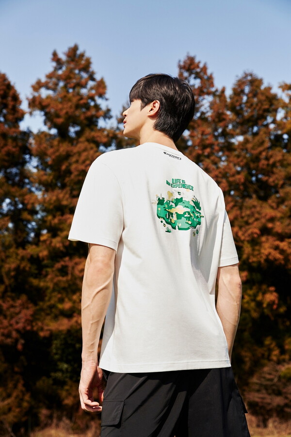 효성티앤씨가 제주개발공사∙디스커버리 익스페디션과 협업해 만든 ‘제주 리사이클 에디션’ 친환경 티셔츠 4종이 출시됐다고 16일 밝혔다. [효성티앤씨 제공=뉴스퀘스트]