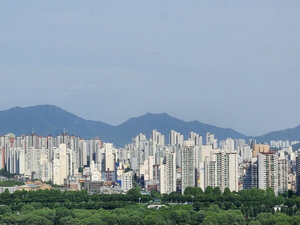 리얼투데이에 따르면, 5월 넷째 주에는 전국 7곳에서 총 3397가구가 분양에 나설 예정이다. [사진=뉴스퀘스트]