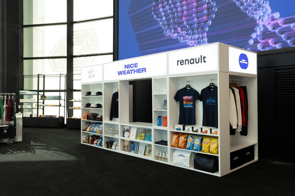 플래그십 스토어 ‘르노 성수'에 