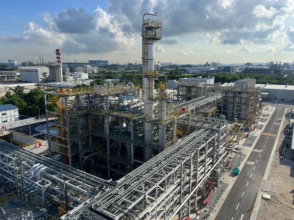 DL이앤씨가 싱가포르 주롱섬 내에 건설한 카리플렉스 의료용 라텍스 공장 전경 [DL이앤씨 제공=뉴스퀘스트]