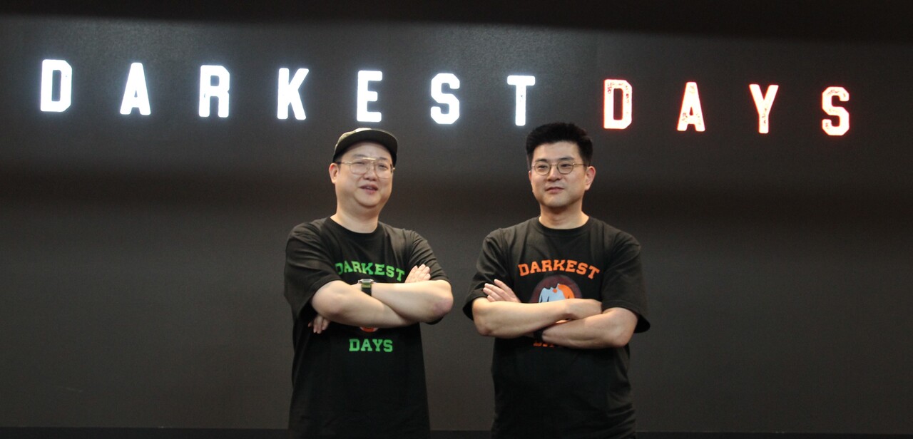 (왼쪽부터) 정중재 NHN 게임사업실장, 김동선 NHN 총괄PD. [사진=김민우 기자]