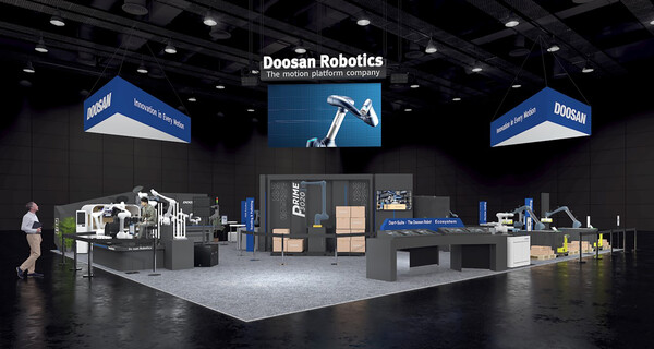 최근 두산그룹이 추진하고 있는 지배구조 개편이 주주 권익을 침해한다는 논란이 일면서 두산로보틱스, 두산밥캣 등 관련 주식이 하락세를 겪고 있다.  사진은 업계 전시회에 참가한 두산로보틱스 부스 이미지. [두산로보틱스 제공=뉴스퀘스트]