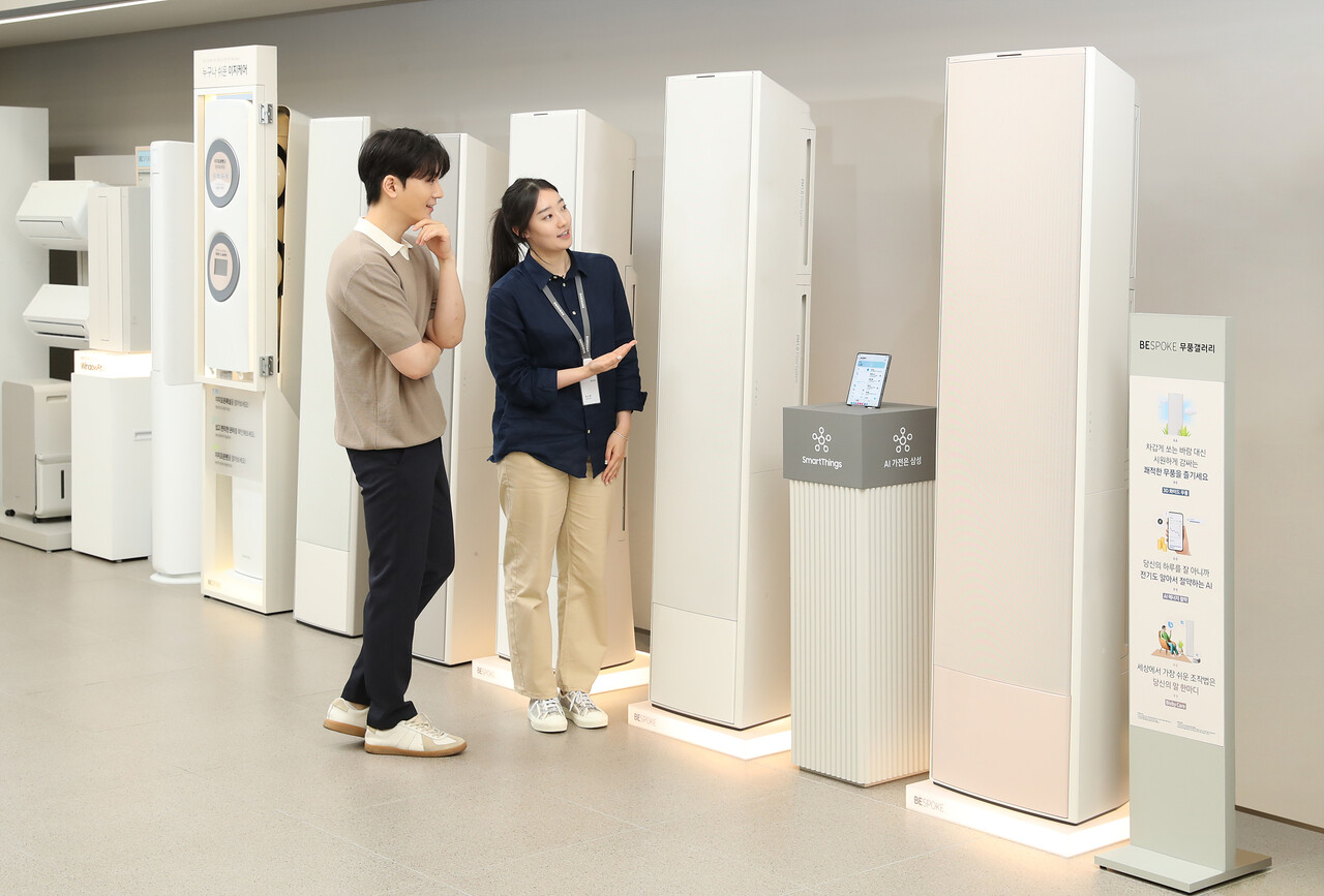 삼성전자의 인공지능(AI) 가정용 에어컨이 역대급 폭염 속 높은 판매량을 거둔 것으로 나타났다. [삼성전자 제공=뉴스퀘스트]