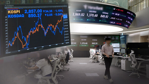 이달 들어 외국인들이 이차전지주를 대거 사들이고, 개인 투자자들은 매도에 나서면서 향후 주가 방향성에 대한 관심이 커지고 있다. [사진=연합뉴스]