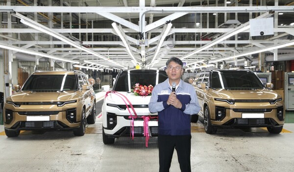 곽재선 KG모빌리티 회장(사진)이 액티언 생산을 축사를 하고 있다. [KG모빌리티 제공=뉴스퀘스트]