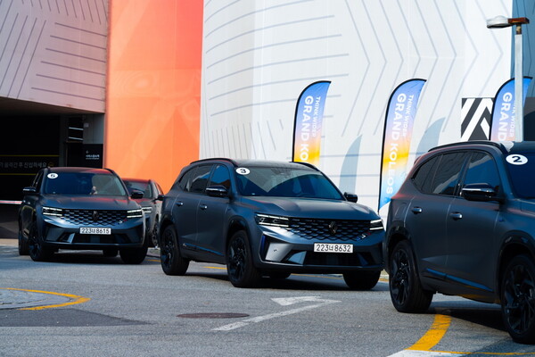 르노코리아가 뉴 르노 그랑 콜레오스의 고객 경험을 확대하고자 르노 성수에서 고객 대상 특별 시승행사를 진행한다. 사진은 '뉴 르노 그랑 콜레오스' [르노코리아 제공=뉴스퀘스트]