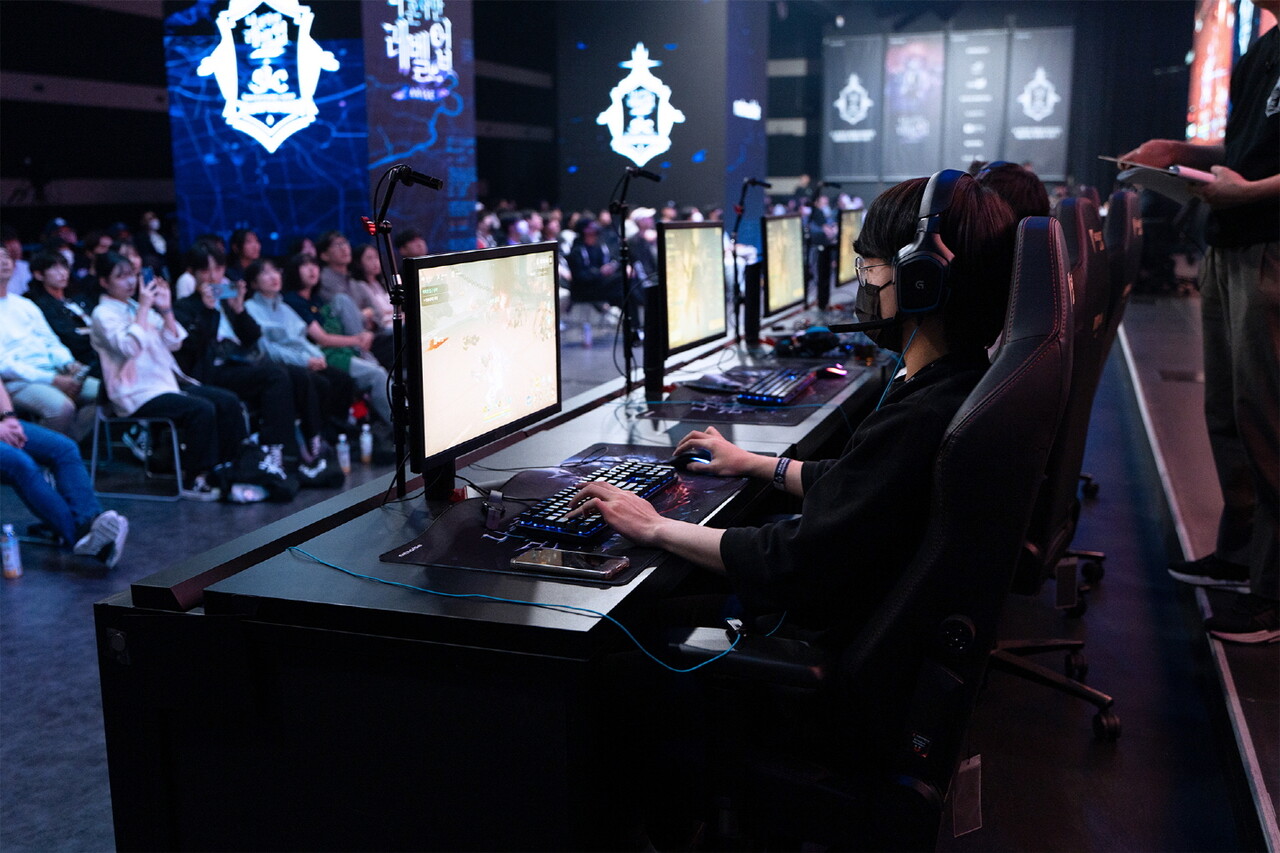 우승은 4개의 전장을 약 5분 3초의 기록으로 클리어한 ‘화련’ 길드의 ‘광광’ 선수가 차지했다. [넷마블 제공=뉴스퀘스트]