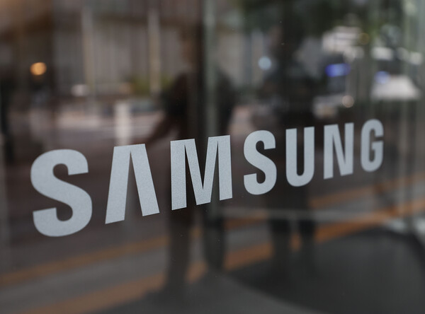 삼성전자는 3분기 잠정 연결 매출액과 영업이익이 각각 79조원, 9조1000억원을 기록했다고 8일 밝혔다. 사진=연합뉴스]