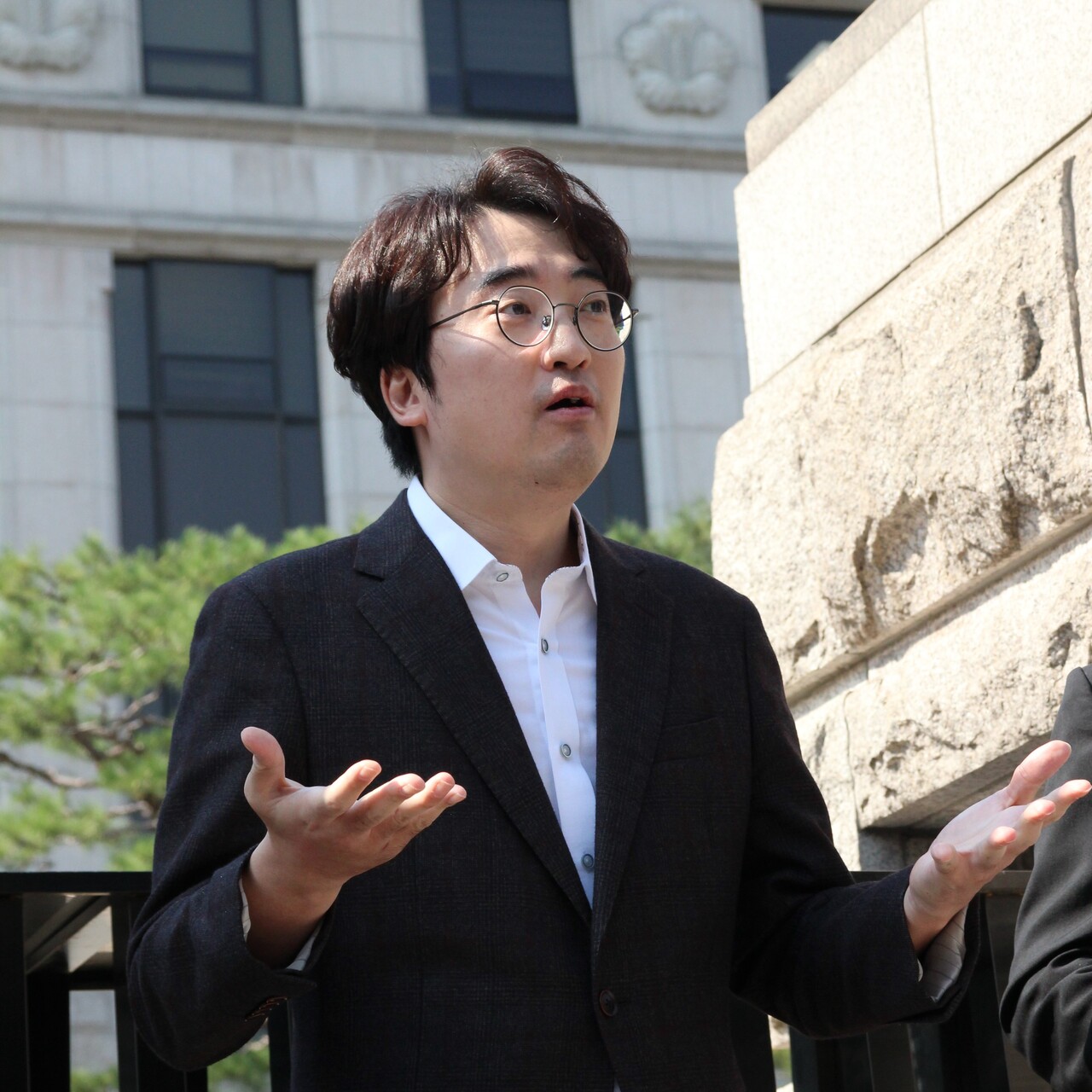 김성회 게임 전문 유튜버가 지난 8일 헌법재판소에서 게임물 사전검열에 대한 입장을 밝히고 있다. [사진=김민우 기자]