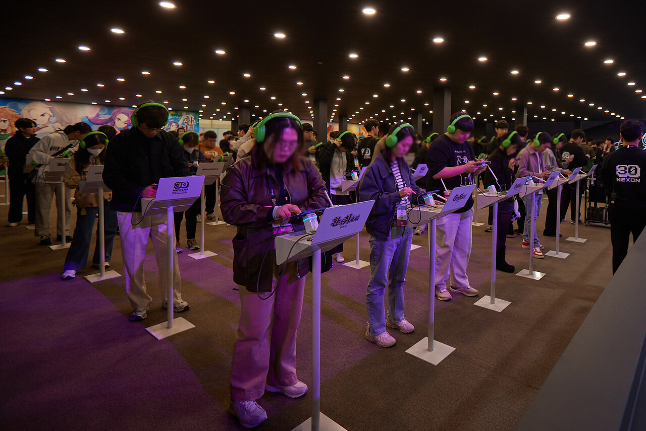 '환세취호전 온라인' 시연회에서 유저들이 게임을 즐기고 있다. [넥슨 제공=뉴스퀘스트]