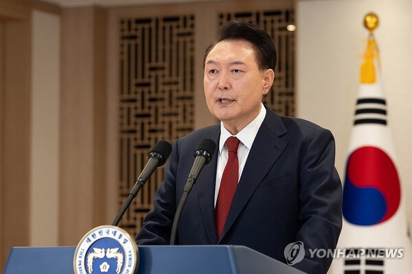 윤석열 대통령이 12일 용산 대통령실에서 대국민 담화를 하고 있다. [사진=연합뉴스]