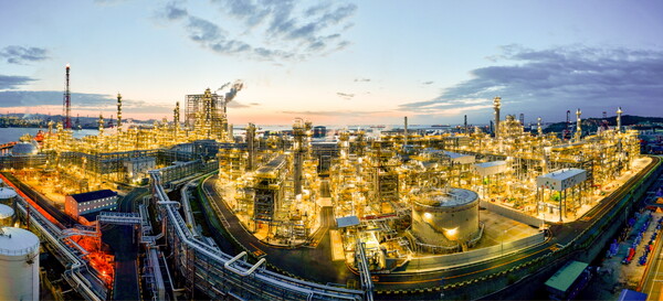 에쓰오일 공장 전경 [사진=DL이앤씨]