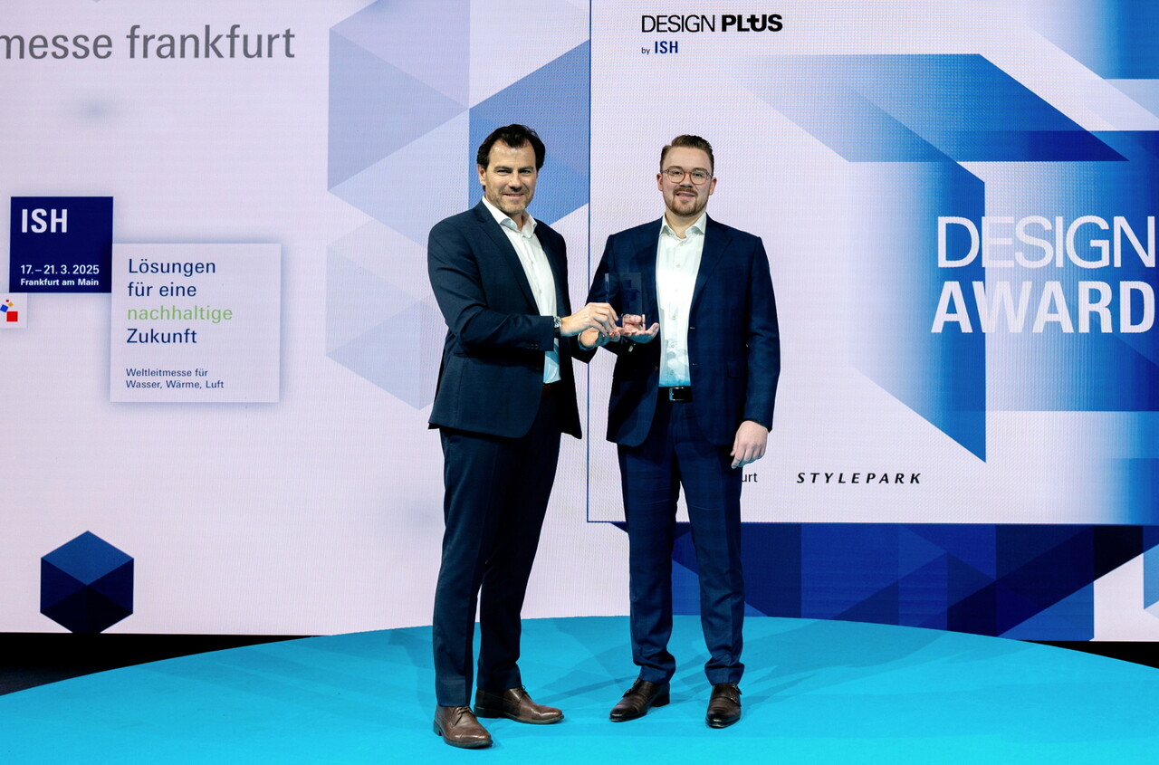 삼성전자가 독일 프랑크푸르트에서 개최되는 냉난방공조전시회 'ISH 2025'에서 기술·혁신·지속가능성을 인정받아 '디자인플러스 어워드'의 '물&효율성 플러스' 부문의 상을 받았다. [사진=삼성전자]