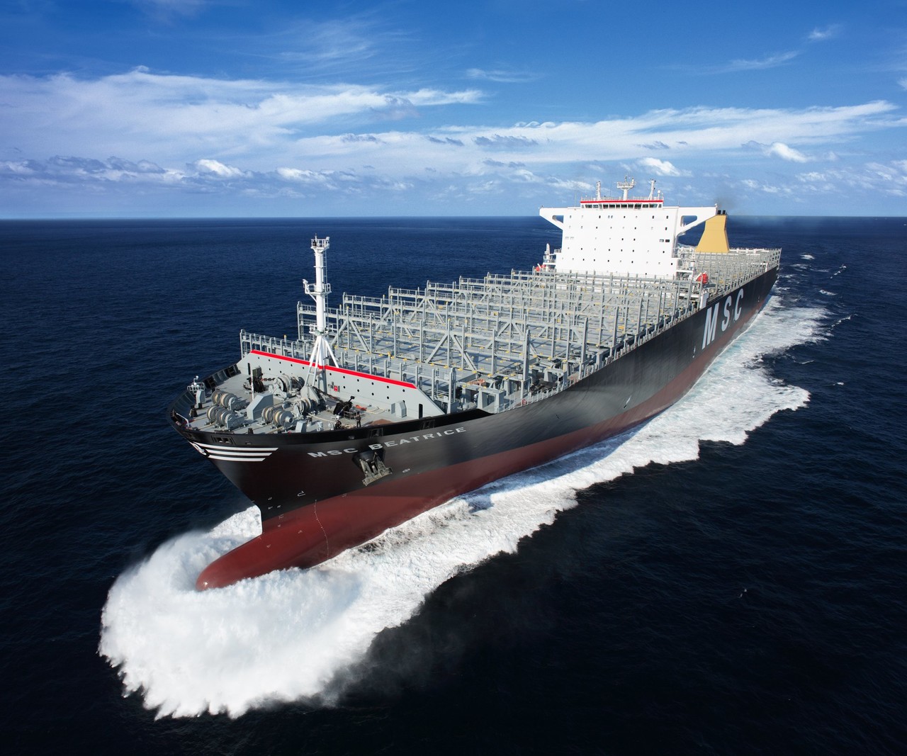 삼성중공업은 18일 아시아 지역 선주와 초대형 에탄 운반선(VLEC) 2척을 4661억원에 수주했다. 사진은 삼성중공업이 건조한 초대형 컨테이너선. [사진=삼성중공업]