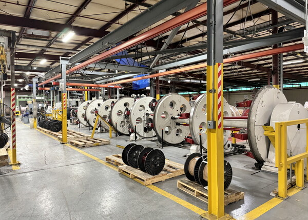 에식스솔루션즈 북미 공장 내 변압기용 특수 권선 설비. [사진=LS그룹]