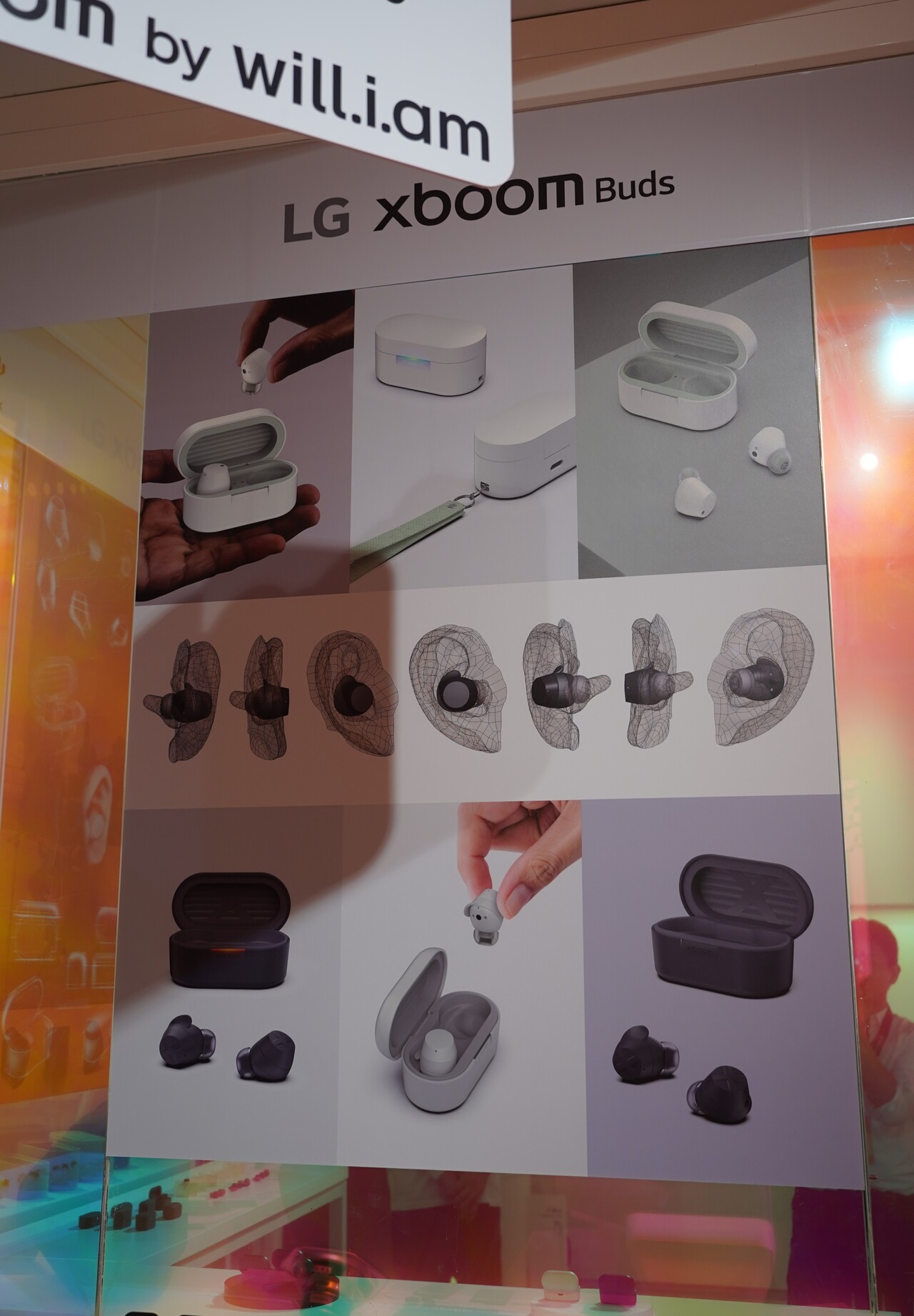 'LG 엑스붐 브랜드데이'에서 'LG 엑스붐 버즈' 설계도와 디자인 스케치가 공개됐다. [사진=김민우 기자]