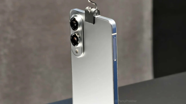 삼성전자가 지난 1월 '갤럭시 언팩' 행사에서 공개한 '갤럭시 S25 엣지' 모형. [사진=삼성전자]