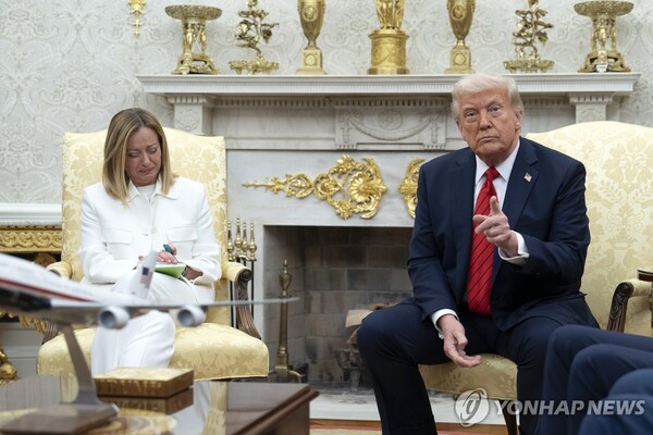 트럼프 미국 대통령(오른쪽)과 멜로니 이탈리아 총리 [사진=EPA/연합뉴스]