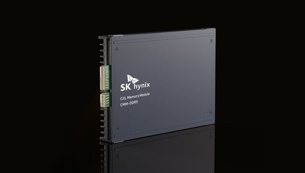  CXL 2.0 기반 D램 설루션 제품 CMM(CXL Memory Module)-DDR5 96GB. [사진=SK하이닉스]