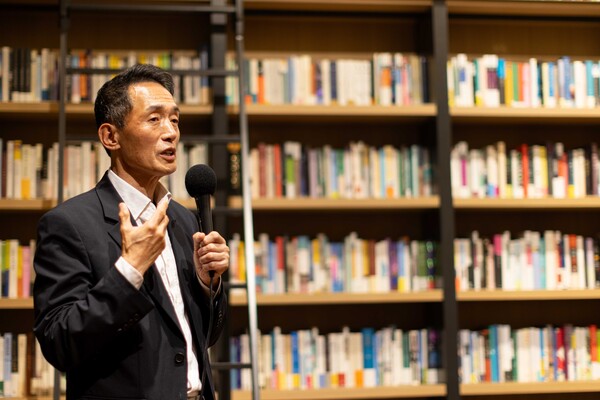 한양증권은 최근 서울 강남구에 위치한 최인아책방에서 임재택 대표이사의 북토크가 개최됐다고 9일 밝혔다. [사진=한양증권]