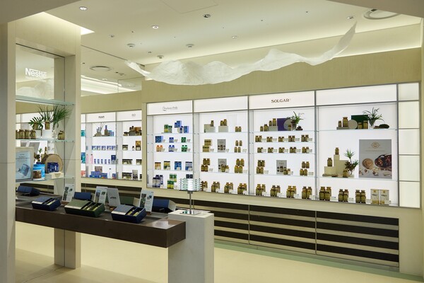 현대바이오랜드가 최근 현대백화점 목동점에 문을 연 '네슬레 헬스사이언스 스토어' 매장 전경. [사진=현대백화점]