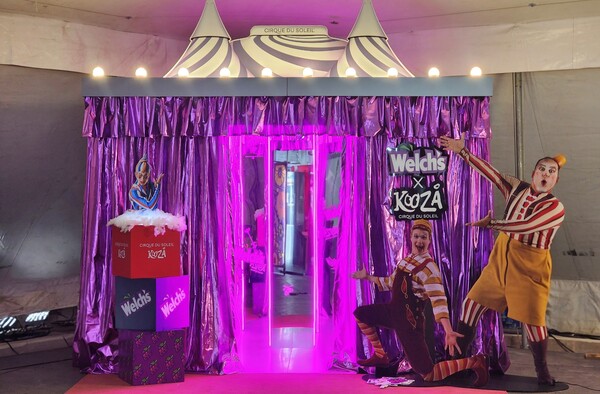 농심이 ‘태양의서커스’와 손잡고, 내한공연 현장에서 ‘웰치스 브랜드 체험공간’을 운영한다. [사진=농심]