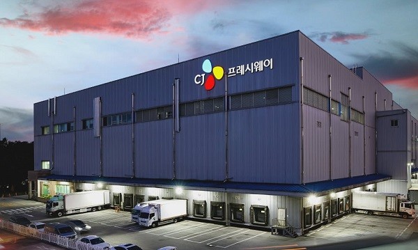'외형 성장 vs 수익성 악화의 역설' 온라인 투자·외식 침체에 주가 바닥... - 뉴스 썸네일 이미지